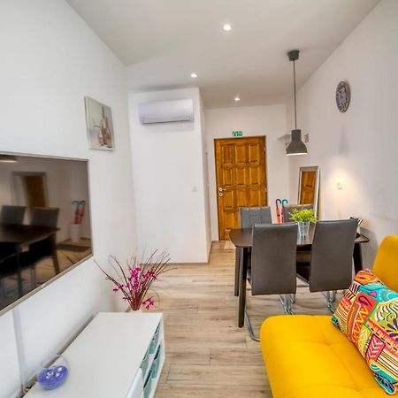 Apartment Grace, Feel At Home - Away From Home Split Exterior photo